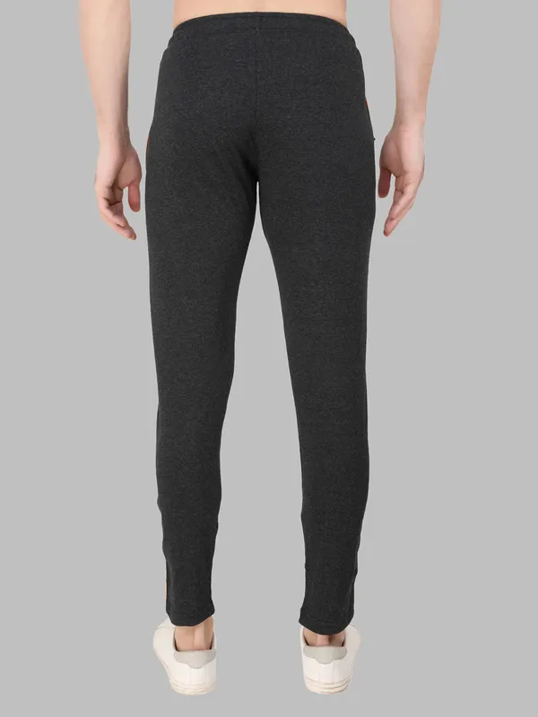 Black_Cotton_Blend_Solid_Track_Pant_For_Men