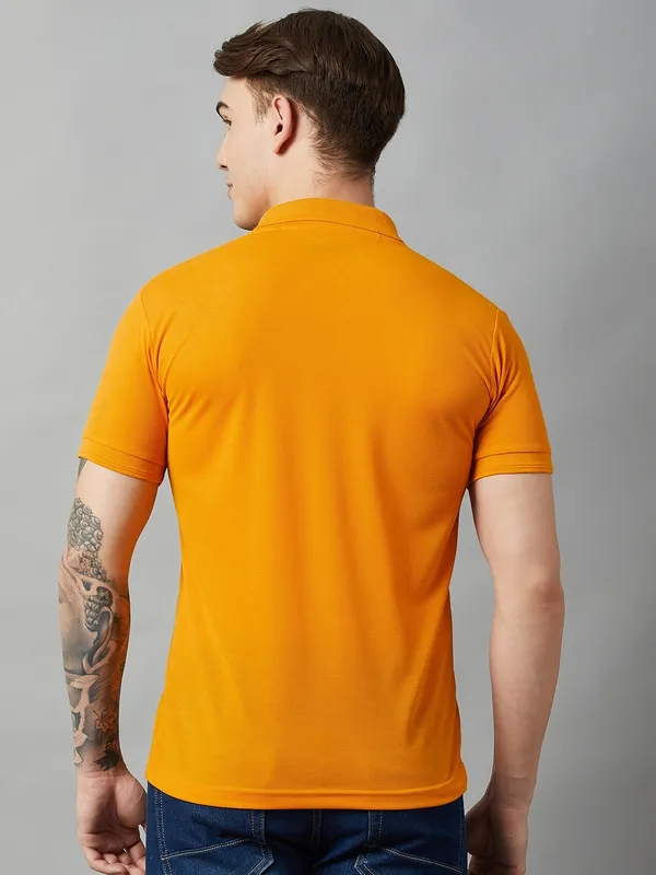 Gold_Cotton_Blend_Solid_T-Shirt_For_Men
