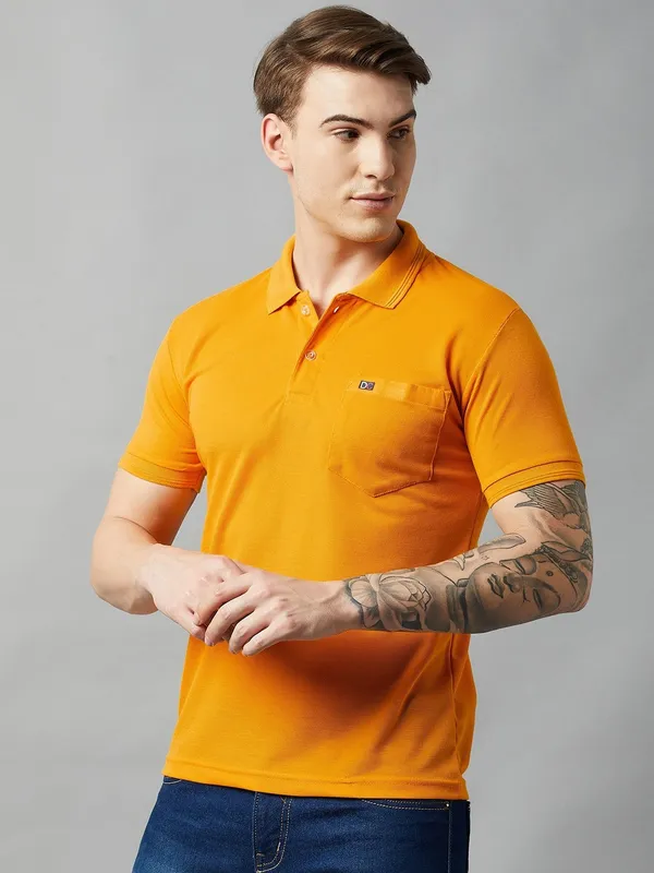 Gold_Cotton_Blend_Solid_T-Shirt_For_Men