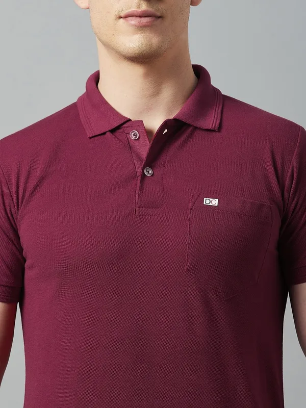 Maroon_Cotton_Blend_Solid_T-Shirt_For_Men