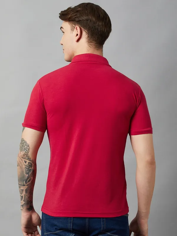Red_Cotton_Blend_Solid_T-Shirt_For_Men