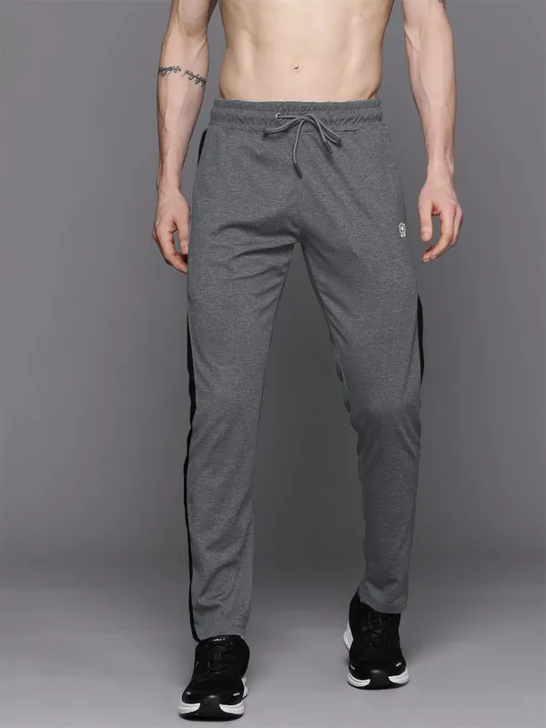 Grey_Cotton_Blend_Solid_Track_Pant_For_Men