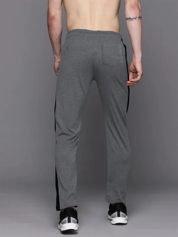 Grey_Cotton_Blend_Solid_Track_Pant_For_Men