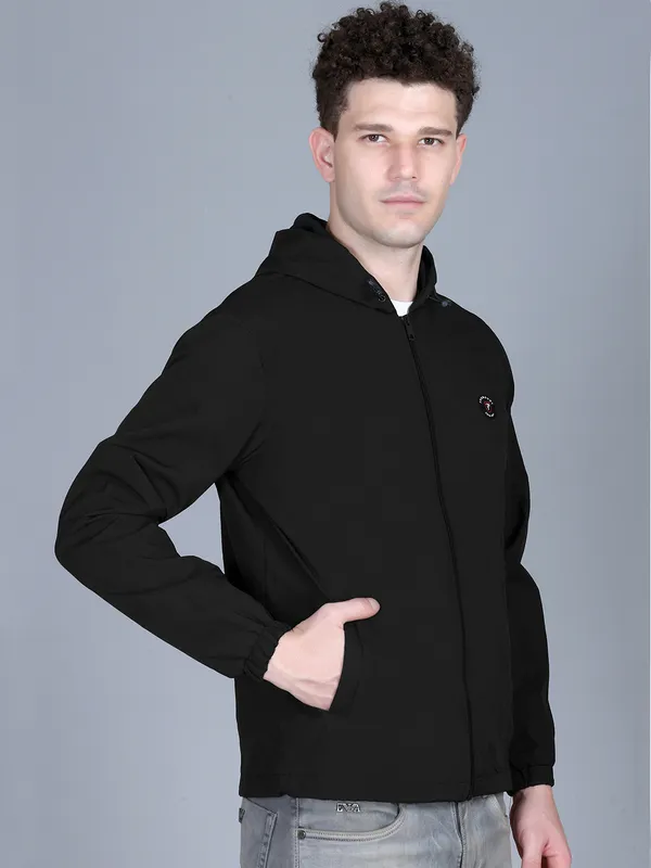Black_Polyester_Solid_Regular_Fit_Jacket_For_Men