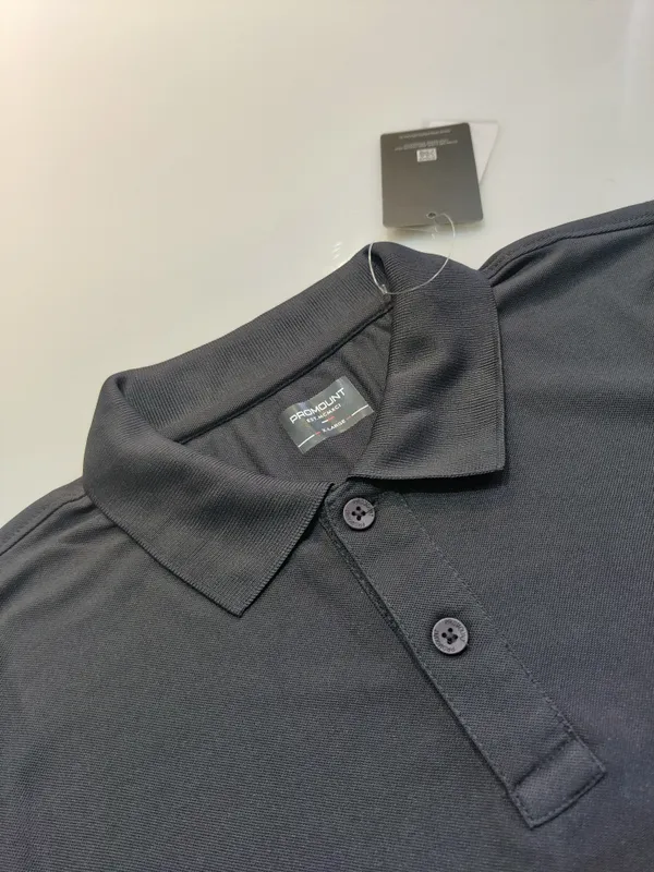 Black_Polyester_Solid_T-Shirt_For_Men