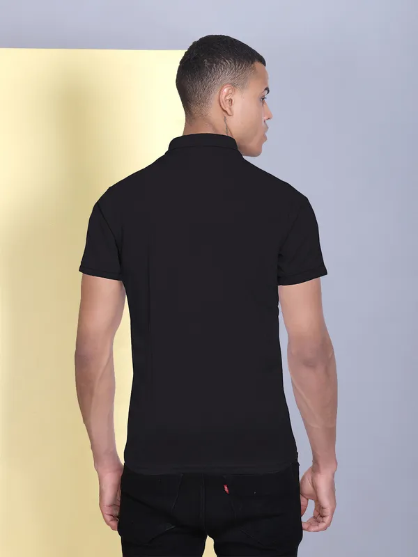 Black_Polyester_Solid_T-Shirt_For_Men