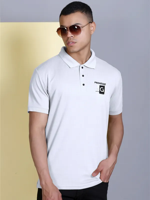 White_Polyester_Solid_T-Shirt_For_Men