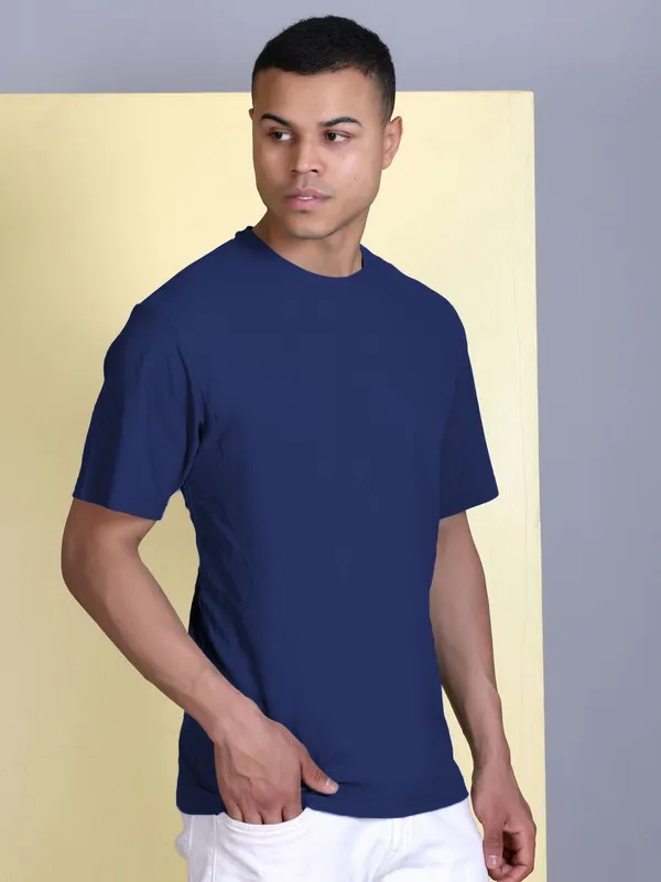 Blue_Polyester_Solid_T-Shirt_For_Men