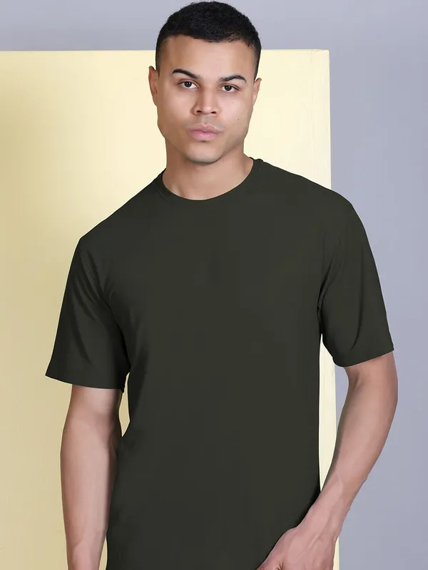 Dark_Green_Polyester_Solid_T-Shirt_For_Men