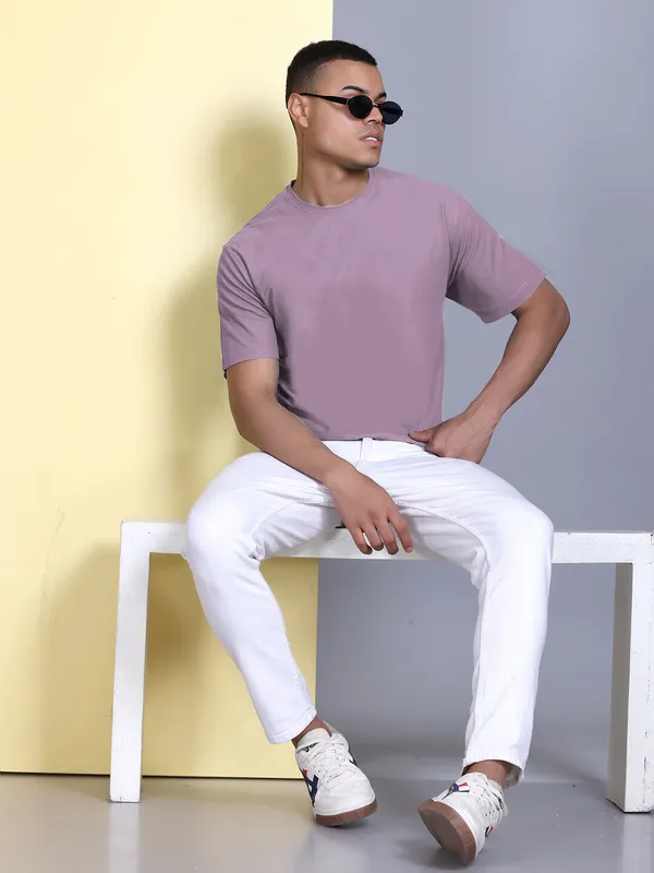 Pink_Polyester_Solid_T-Shirt_For_Men