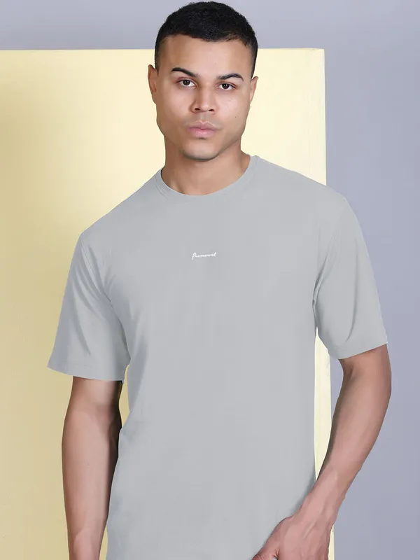 Grey_Polyester_Solid_T-Shirt_For_Men
