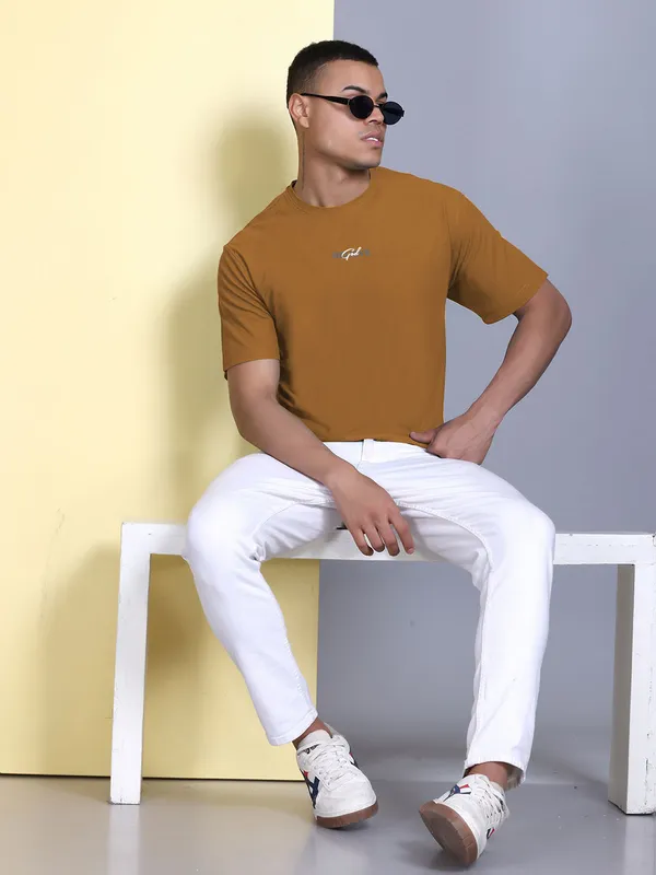 Brown_Polyester_Solid_T-Shirt_For_Men