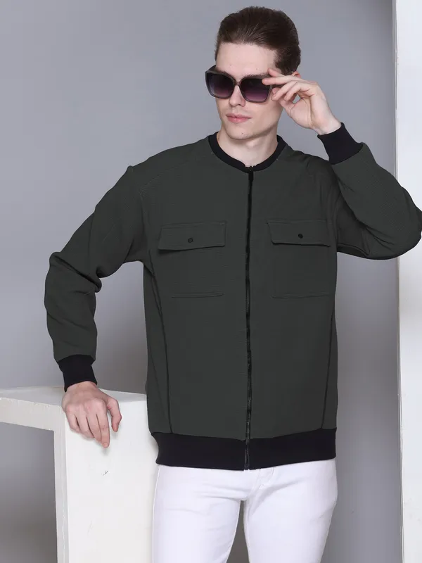 Grey_Polyester_Solid_Full_Sleeve_Round_Neck_Sweatshirt_For_Men