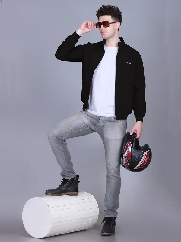 Black_Polyester_Solid_Regular_Fit_Jacket_For_Men