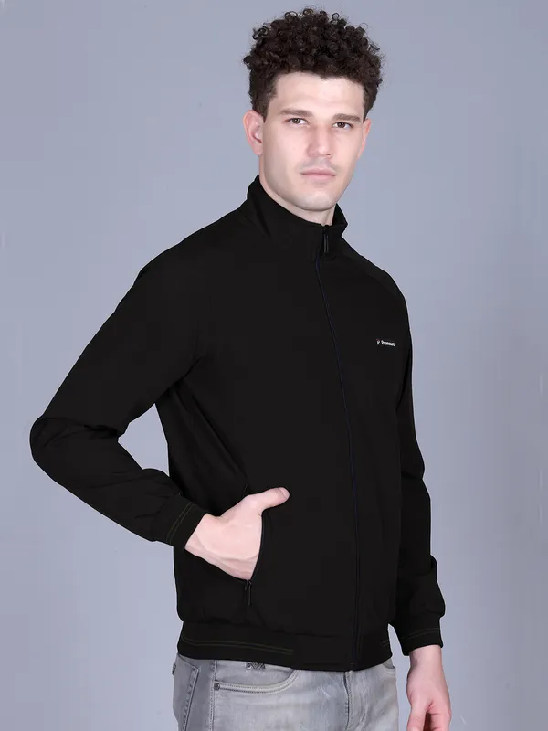 Black_Polyester_Solid_Regular_Fit_Jacket_For_Men