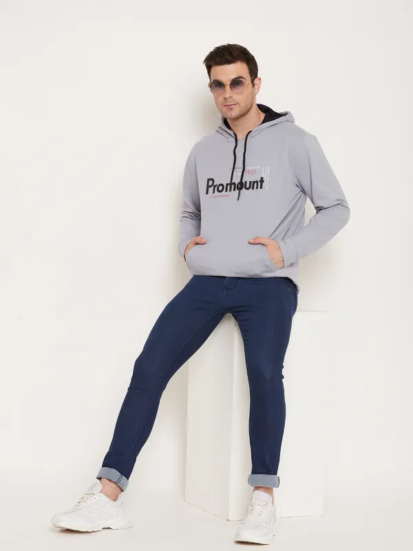 Grey_Cotton_Blend_Printed_Full_Sleeve_Hooded_Neck_Sweatshirt_For_Men