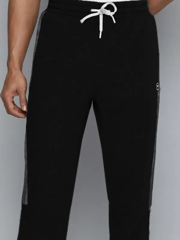Black_Pure_Cotton_Solid_Track_Pant_For_Men