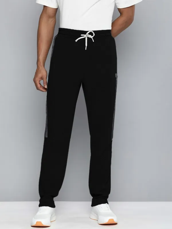 Black_Pure_Cotton_Solid_Track_Pant_For_Men