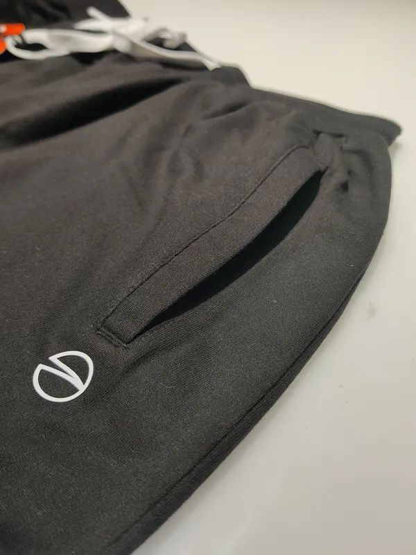Black_Cotton_Blend_Solid_Track_Pant_For_Men