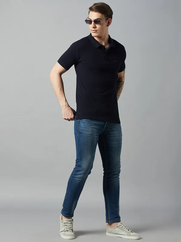Navy_Blue_Cotton_Blend_Solid_T-Shirt_For_Men