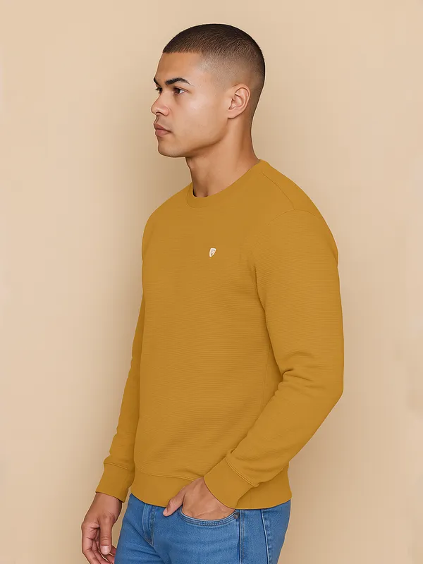Yellow_Cotton_Blend_Solid_Full_Sleeve_Round_Neck_Sweatshirt_For_Men