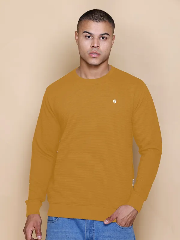 Yellow_Cotton_Blend_Solid_Full_Sleeve_Round_Neck_Sweatshirt_For_Men