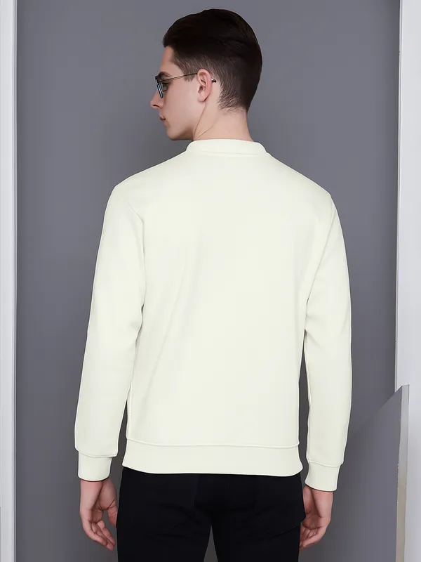 Off_White_Cotton_Blend_Solid_Full_Sleeve_Mandarin_Collar_Neck_Sweatshirt_For_Men