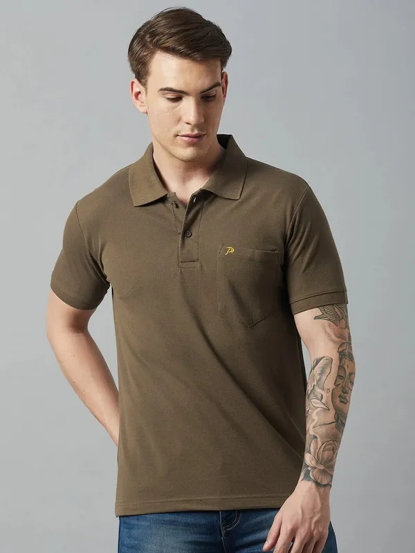 Green_Cotton_Blend_Solid_T-Shirt_For_Men
