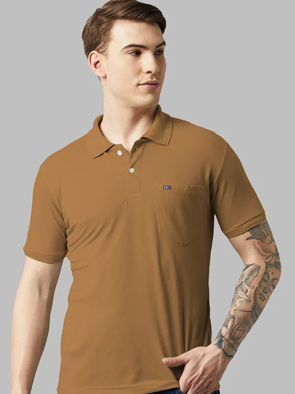 Brown_Cotton_Blend_Solid_T-Shirt_For_Men