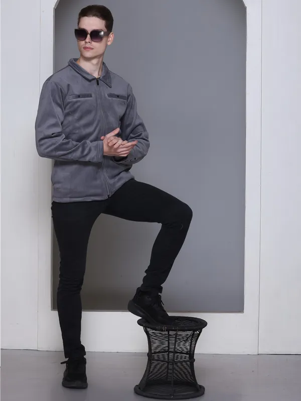 Grey_Fleece_Solid_Full_Sleeve_Collar_Neck_Sweatshirt_For_Men