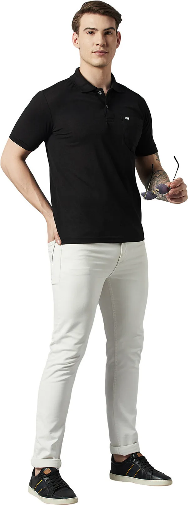 Black_Cotton_Blend_Solid_T-Shirt_For_Men
