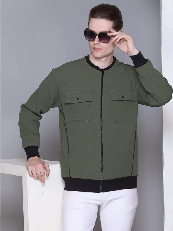 Green_Polyester_Solid_Full_Sleeve_Round_Neck_Sweatshirt_For_Men