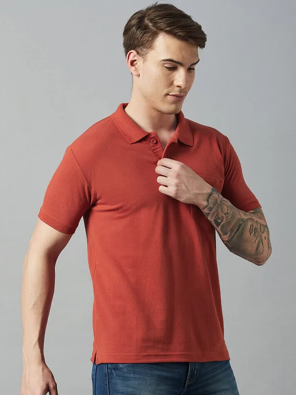 Red_Cotton_Blend_Solid_T-Shirt_For_Men
