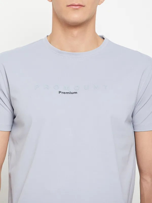 Grey_Cotton_Blend_Solid_T-Shirt_For_Men