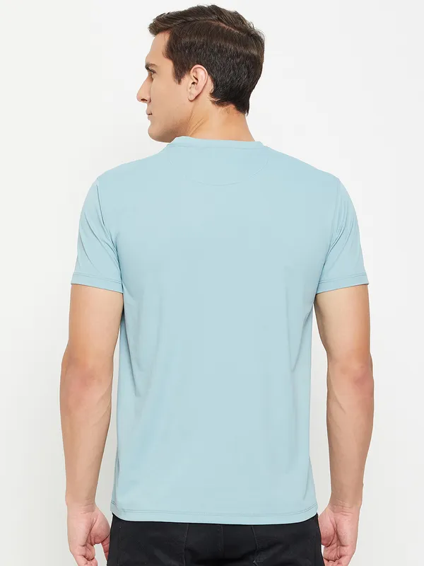 Light_Blue_Cotton_Blend_Solid_T-Shirt_For_Men