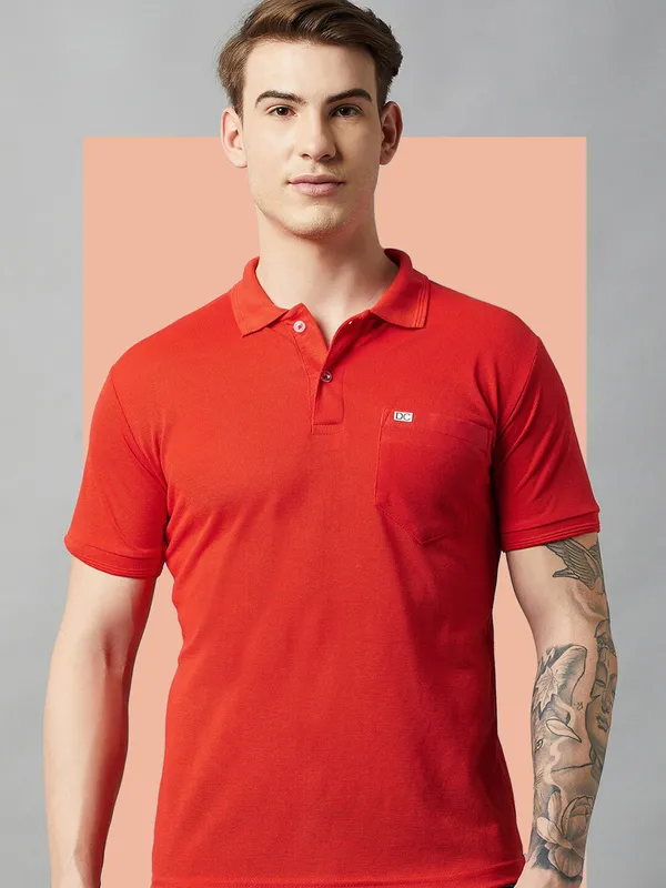 Red_Cotton_Blend_Solid_T-Shirt_For_Men