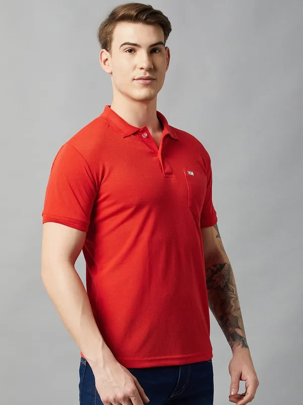 Red_Cotton_Blend_Solid_T-Shirt_For_Men