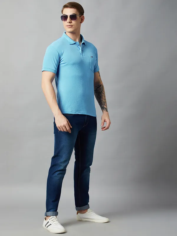 Blue_Cotton_Blend_Solid_T-Shirt_For_Men