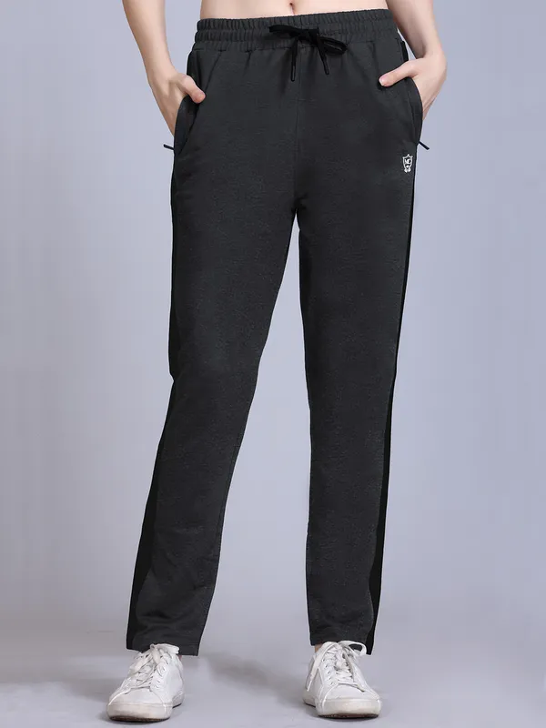 Grey_Cotton_Blend_Striped_Track_Pant_For_Women