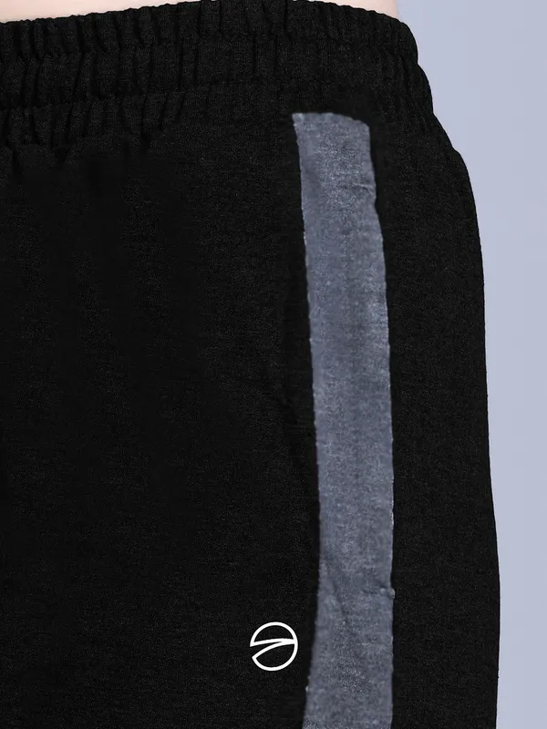 Black_Cotton_Blend_Solid_Track_Pant_For_Women