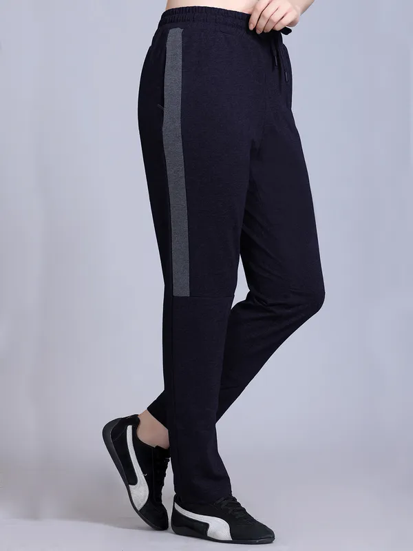 Dark_Blue_Cotton_Blend_Solid_Track_Pant_For_Women