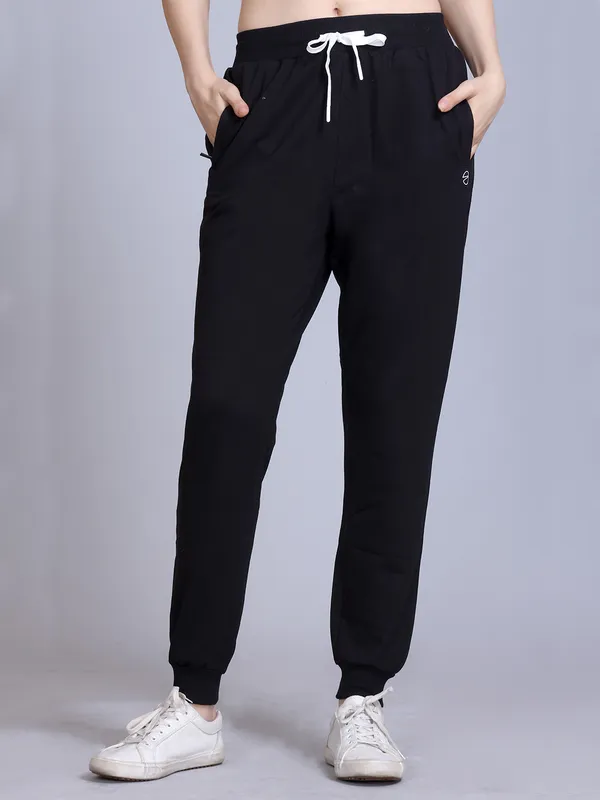 Black_Cotton_Blend_Solid_Track_Pant_For_Women