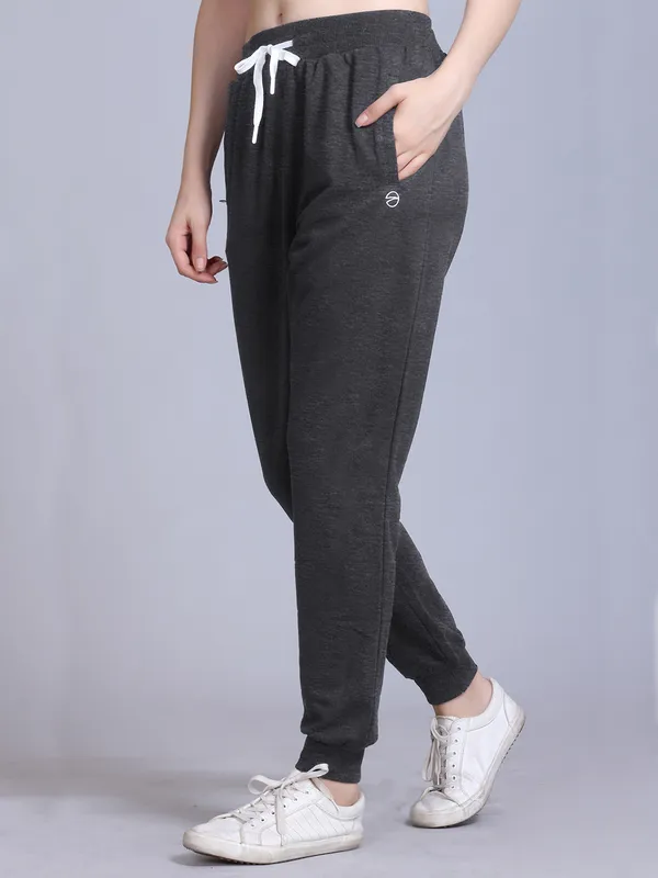 Grey_Cotton_Blend_Solid_Track_Pant_For_Women