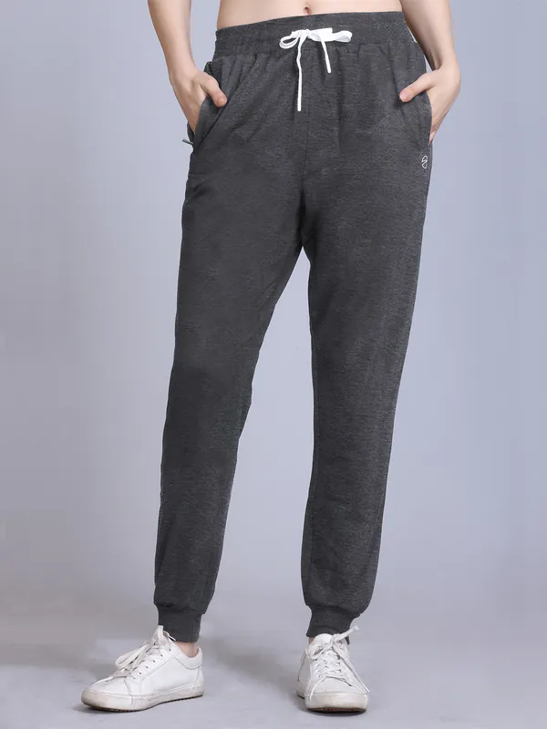 Grey_Cotton_Blend_Solid_Track_Pant_For_Women
