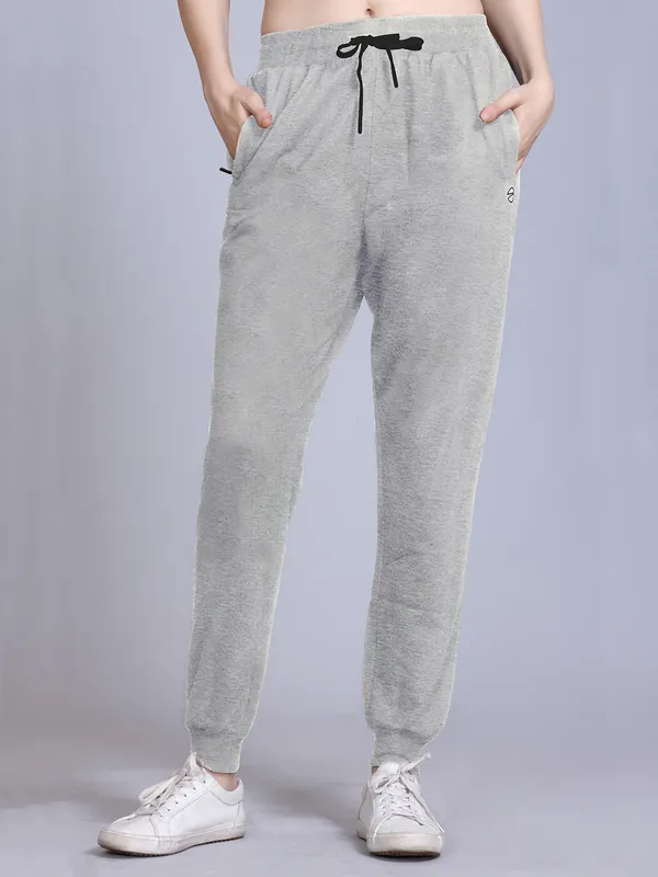 Grey_Cotton_Blend_Solid_Track_Pant_For_Women