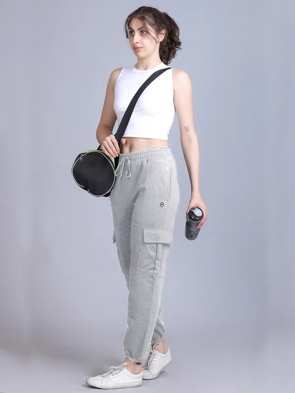 Grey_Cotton_Blend_Solid_Track_Pant_For_Women