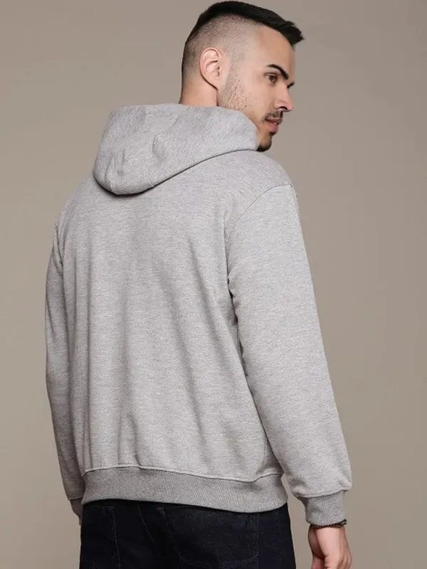 Grey_Fleece_Solid_Full_Sleeve_Hooded_Neck_Sweatshirt_For_Men