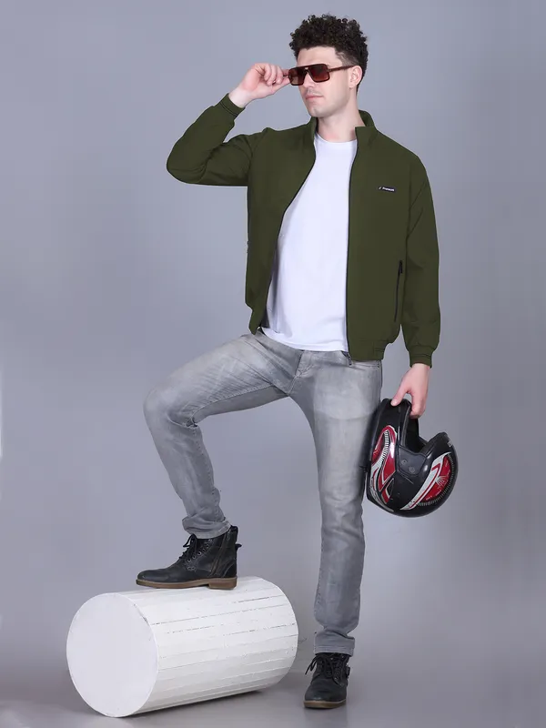 Green_Polyester_Solid_Regular_Fit_Jacket_For_Men