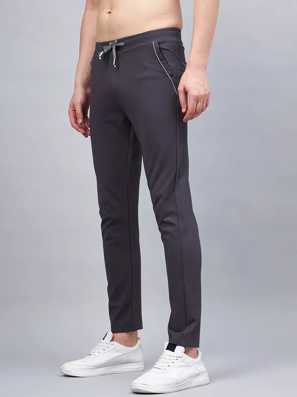 Grey_Lycra_Blend_Solid_Track_Pant_For_Men