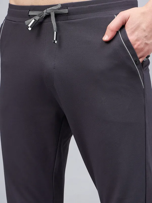Grey_Lycra_Blend_Solid_Track_Pant_For_Men